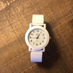 New York & Company Watch